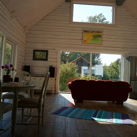 Valge Holiday home Suuremoisa (Laanemaa)